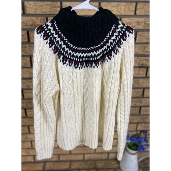 St. John’s Bay Cable Knit Sweater‎ - Picture 1 of 6